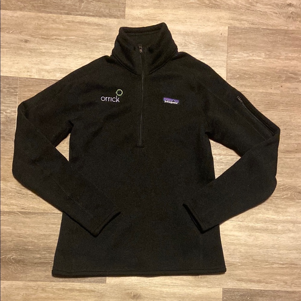 Paragonia womens small black zip up jacket